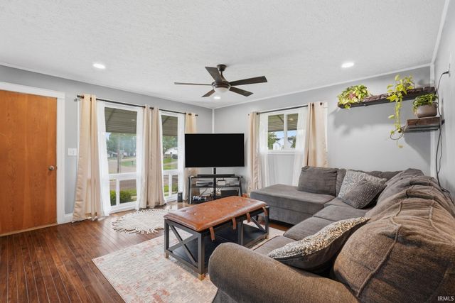 234 Shawnee Drive, Bedford, IN 47421
