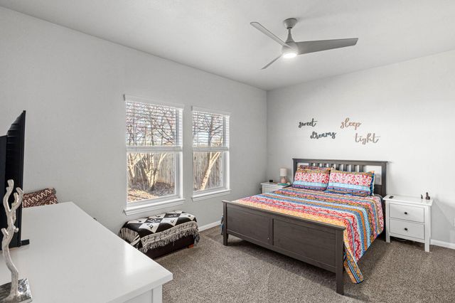 238 Wells BND, Hutto, TX 78634