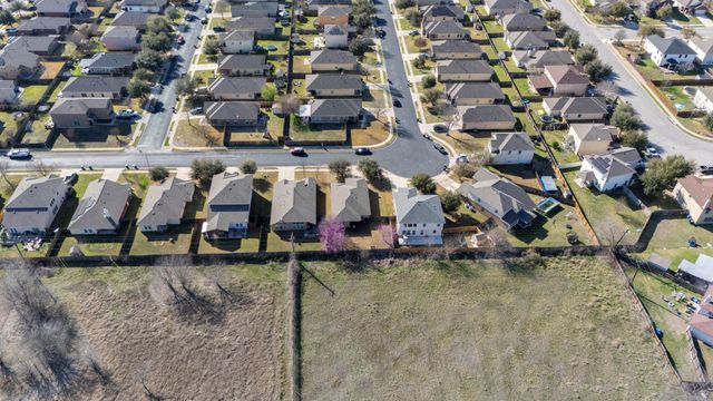 238 Wells BND, Hutto, TX 78634