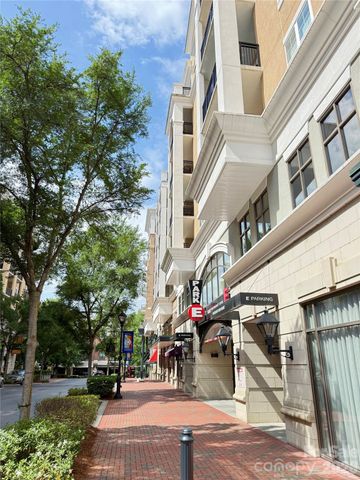 4625 Piedmont Row Drive 400, Charlotte, NC 28210