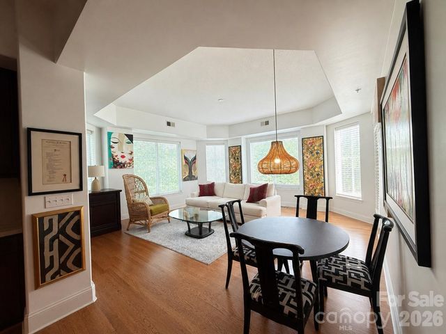 4625 Piedmont Row Drive 400, Charlotte, NC 28210
