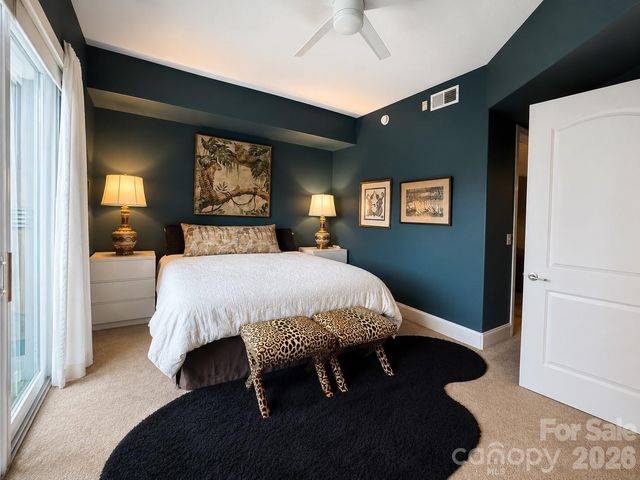 4625 Piedmont Row Drive 400, Charlotte, NC 28210