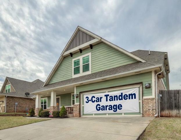 2333 Bretton Lane, Edmond, OK 73012