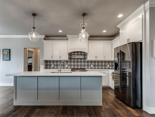2333 Bretton Lane, Edmond, OK 73012