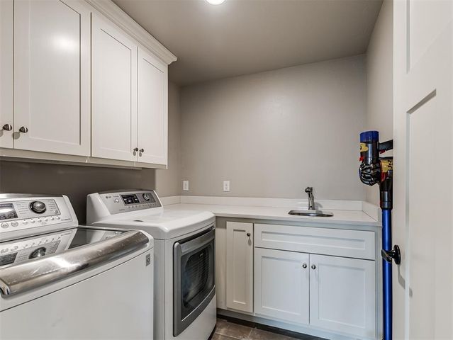 2333 Bretton Lane, Edmond, OK 73012