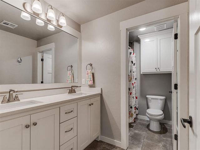 2333 Bretton Lane, Edmond, OK 73012