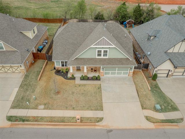 2333 Bretton Lane, Edmond, OK 73012
