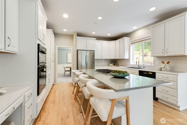 10930 Kelly Road NE, Carnation, WA 98014