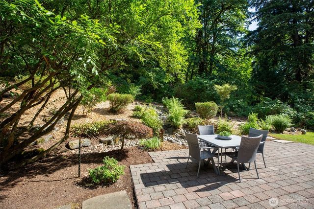 10930 Kelly Road NE, Carnation, WA 98014