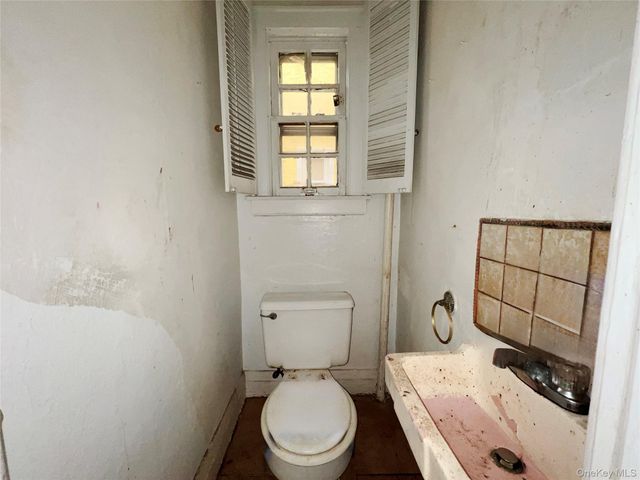 13533 234th Place, Rosedale, NY 11422