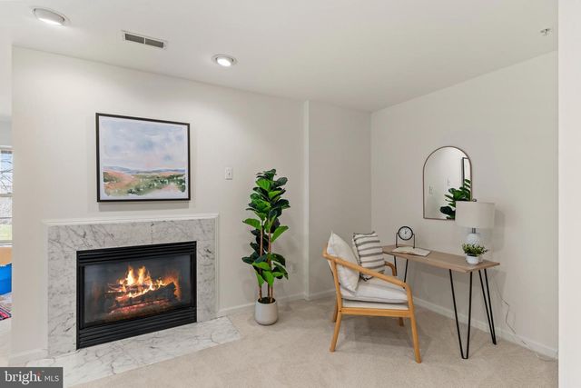 8800 STONEHOUSE DR, Ellicott City, MD 21043