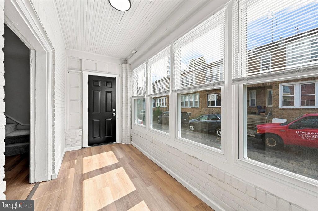 6511 LINMORE AVE, PHILADELPHIA, PA 19142 — photo 2
