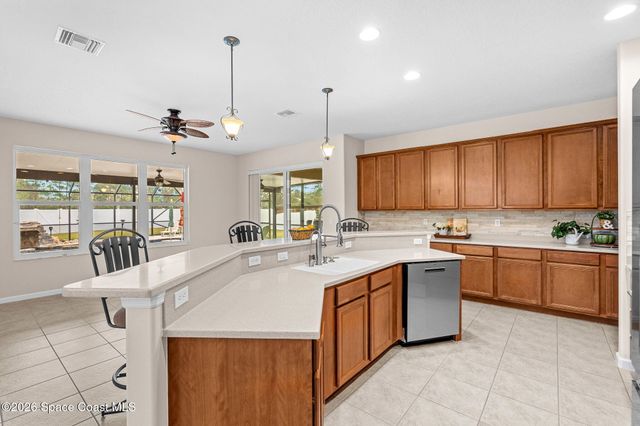 181 Wading Bird Circle SW, Palm Bay, FL 32908