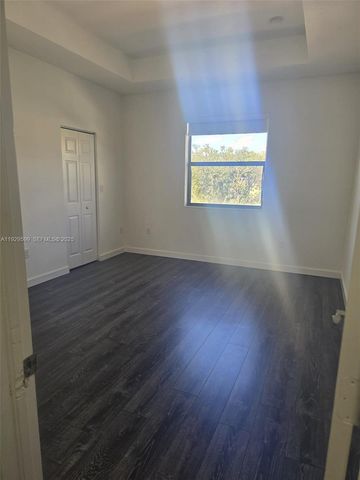 3399 W 90th Ter 0, Hialeah, FL 33018