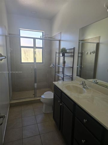 3399 W 90th Ter 0, Hialeah, FL 33018