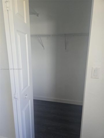 3399 W 90th Ter 0, Hialeah, FL 33018