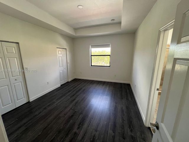 3399 W 90th Ter 0, Hialeah, FL 33018