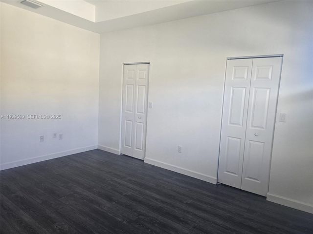 3399 W 90th Ter 0, Hialeah, FL 33018