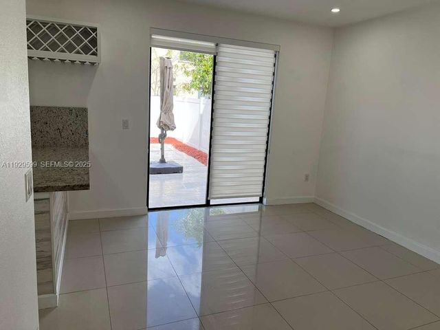 3399 W 90th Ter 0, Hialeah, FL 33018