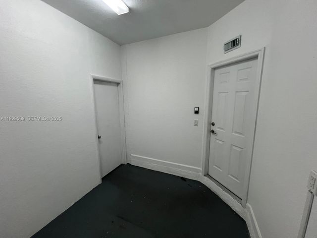 3399 W 90th Ter 0, Hialeah, FL 33018