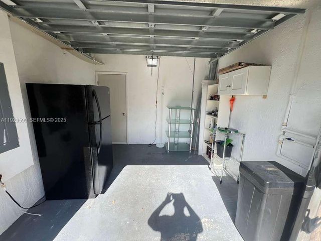 3399 W 90th Ter 0, Hialeah, FL 33018