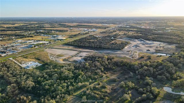 0004 H.L. Young Boulevard, Bryan, TX 77803