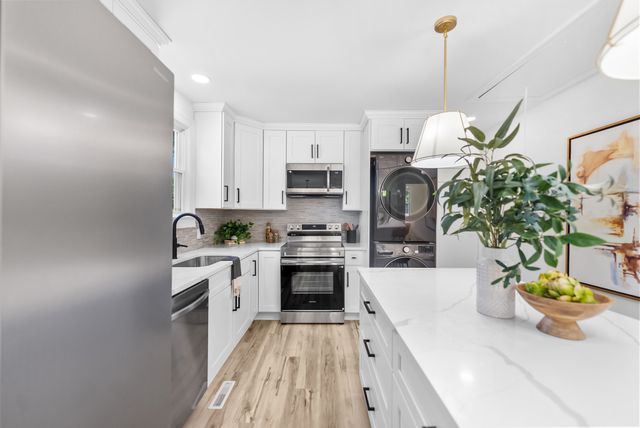 928 Chickasaw Ave, Nashville, TN 37207