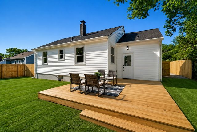 928 Chickasaw Ave, Nashville, TN 37207