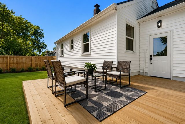 928 Chickasaw Ave, Nashville, TN 37207