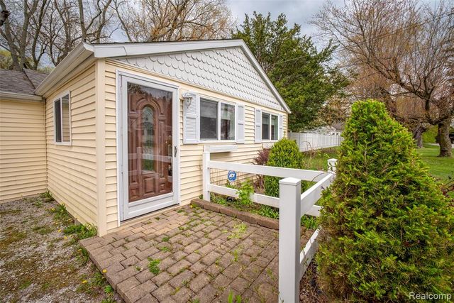 7203 Aspen Road, Lexington, MI 48450