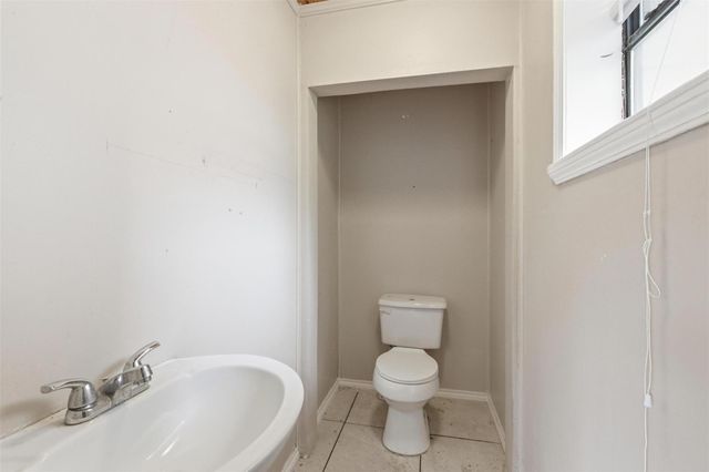 440 Lonie LN, Kyle, TX 78640