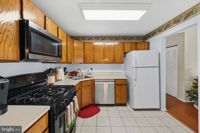 14 ASPEN CT, Hamilton, NJ 08619