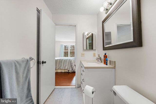 14 ASPEN CT, Hamilton, NJ 08619