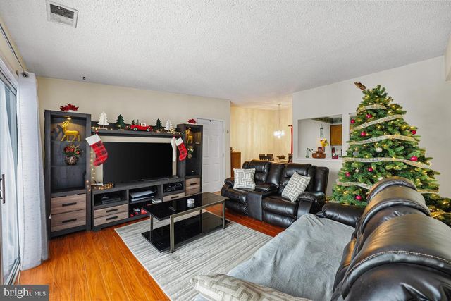 14 ASPEN CT, Hamilton, NJ 08619