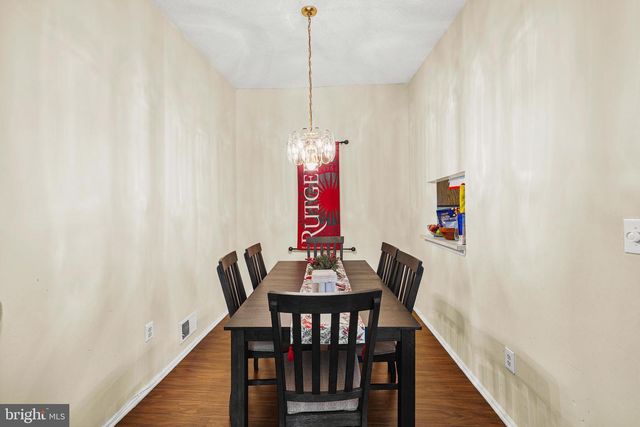 14 ASPEN CT, Hamilton, NJ 08619