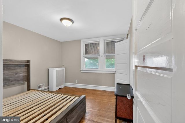 210 E MULBERRY ST, Millville, NJ 08332