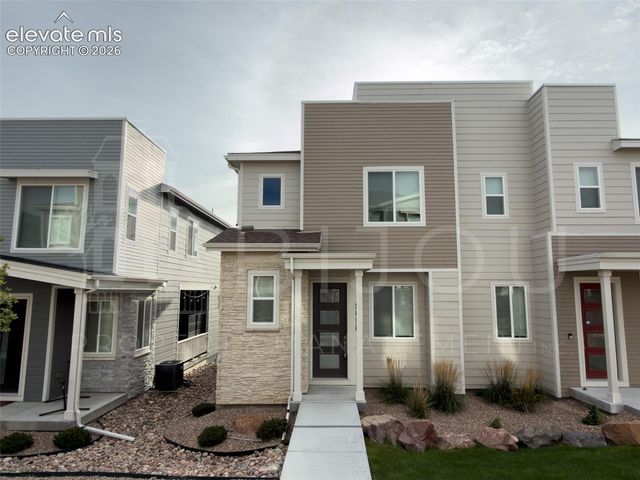 2436 Purple Fountain Point, Colorado Springs, CO 80915