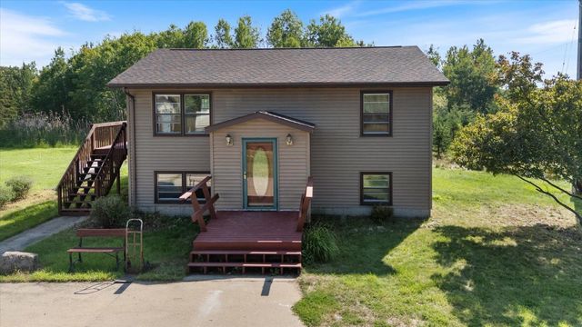 11470 Tamminen Rd, Hibbing, MN 55746