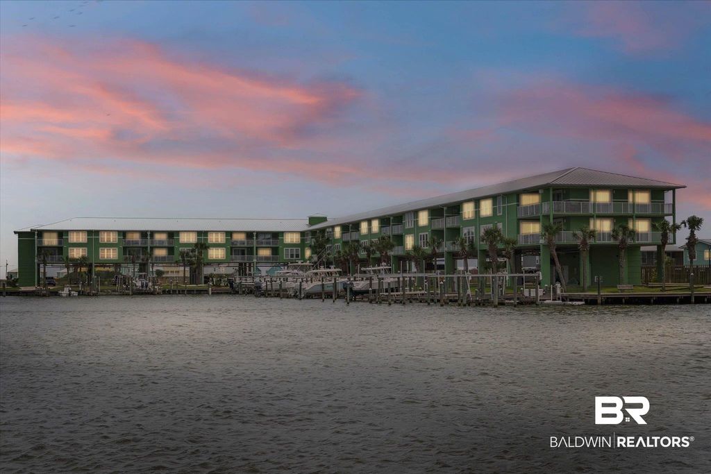 2715 Highway 180 2204, Gulf Shores, AL 36542 — exterior