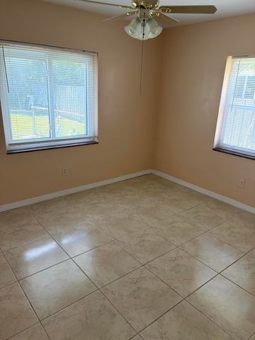 638 NE 138th Street, North Miami, FL 33161