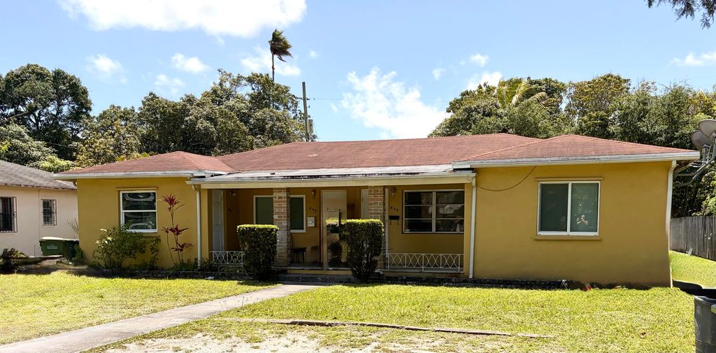 638 NE 138th Street, North Miami, FL 33161