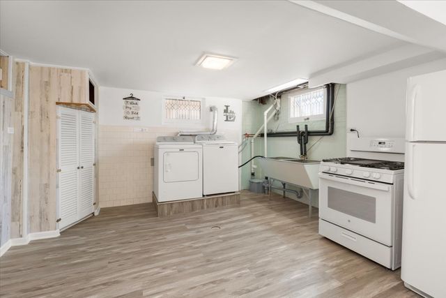 5152 S Lawler Street, Chicago, IL 60638