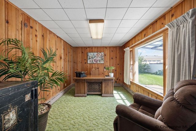 114 W 5TH AVE, Cheyenne, WY 82001