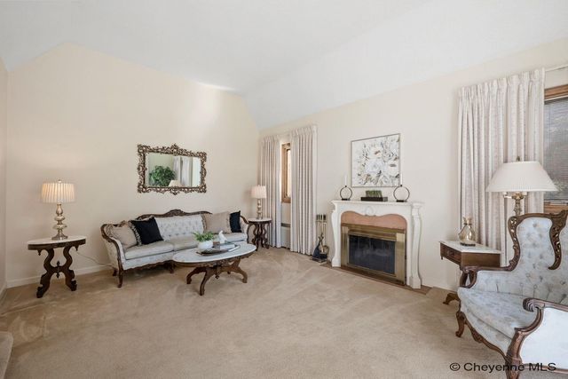 114 W 5TH AVE, Cheyenne, WY 82001