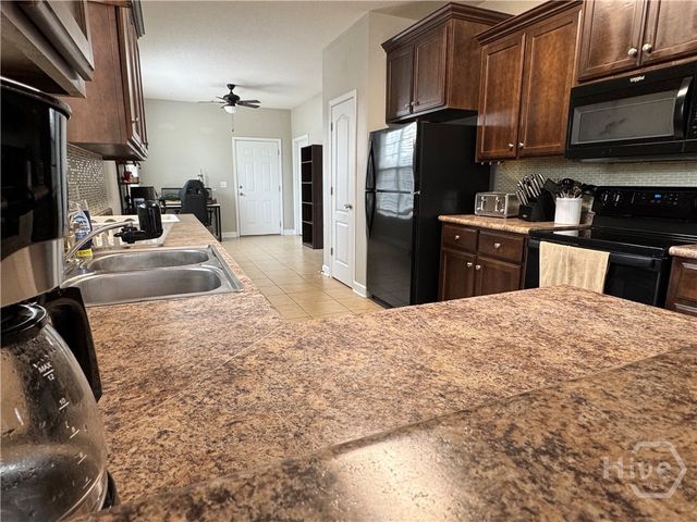 25 Shane Otey Road NE, Ludowici, GA 31316