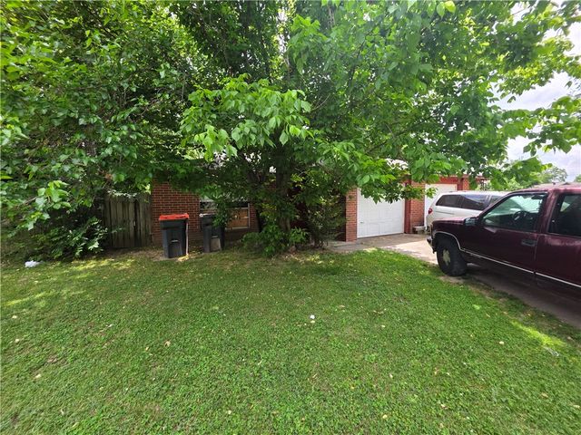 2507 Jill Circle A & B, Springdale, AR 72762