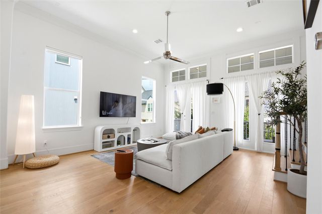 8653 Green Kolbe Lane, Houston, TX 77080