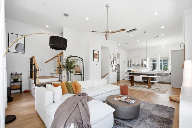 8653 Green Kolbe Lane, Houston, TX 77080