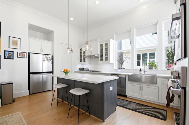 8653 Green Kolbe Lane, Houston, TX 77080