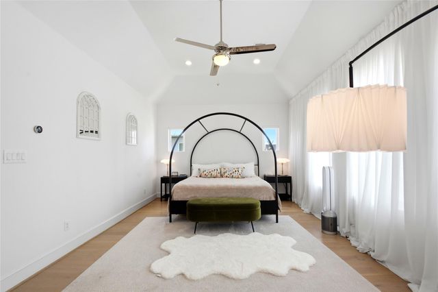 8653 Green Kolbe Lane, Houston, TX 77080